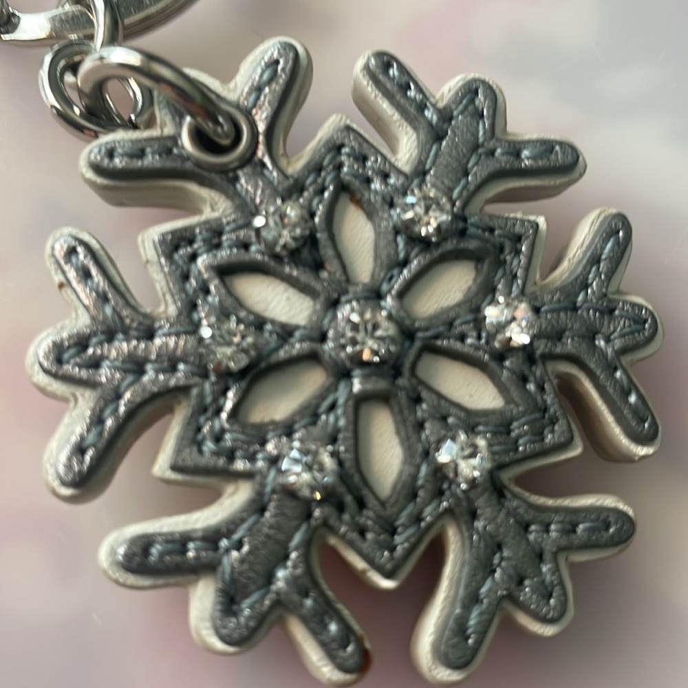 Coach Snowflake with Clear Rhinestone Key Chain - Picture 2 of 5